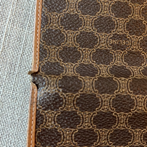 Celine Kisslock Long Wallet - Picture 11 of 12